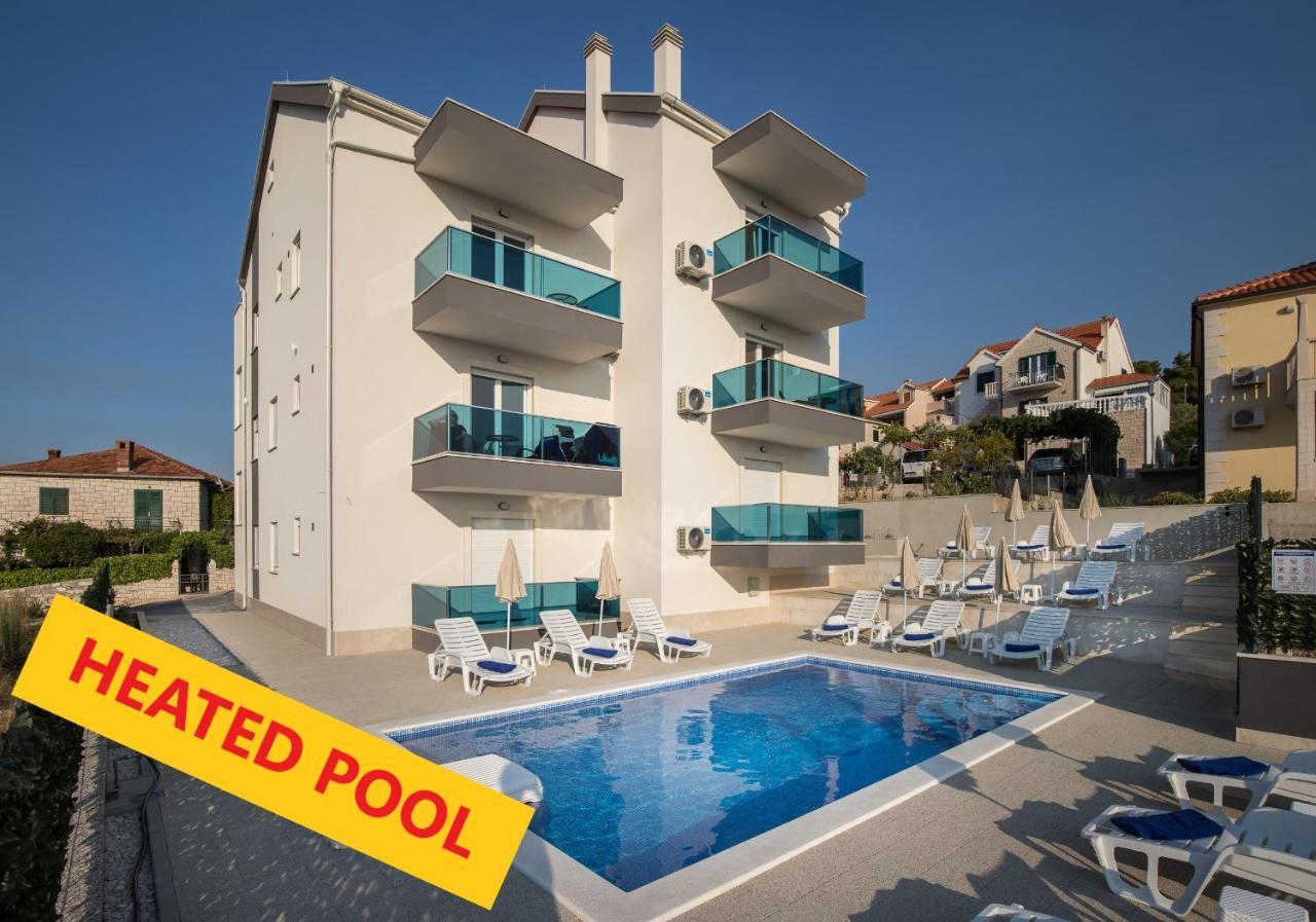 Apartments Blueview Postira Exterior foto